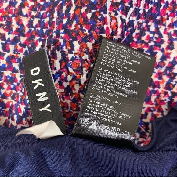 DKNY Ruffled Print One Piece Swimsuit Size 6 - Picture 9 of 9